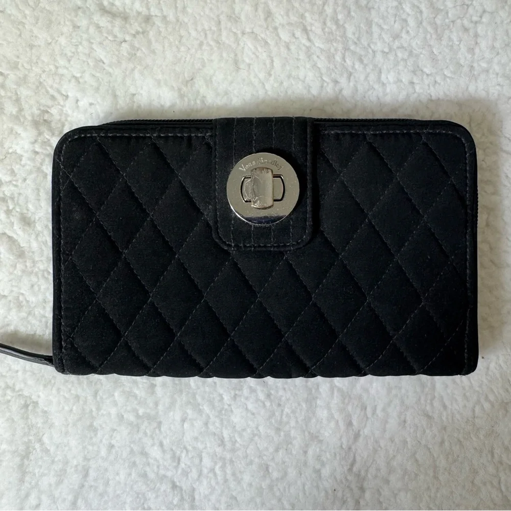 Vera Bradley Black‎ Quilted Zip Wallet Turn Lock Organizer